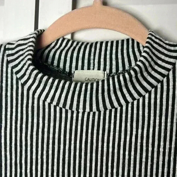 Caution To The Wind Ribbed Mock Neck Trapeze Dress Size Large Black/White Stripe - Picture 3 of 5